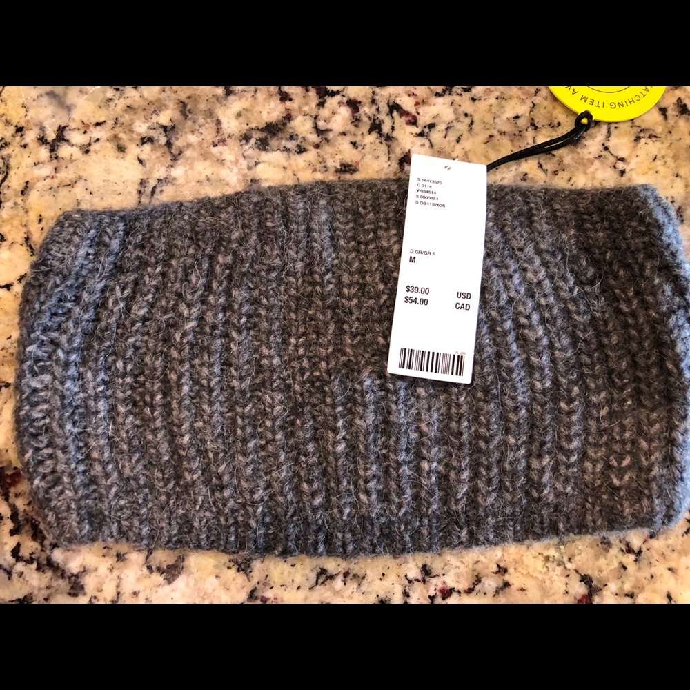 Urban Outfitters Gray Crop Top NWT Size Med